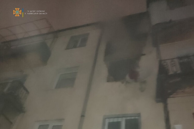 Пожежа виникла в квартирі на 3 поверсі