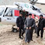 Гелікоптер з президентом Ірану Раїсі на борту “розбився” в горах