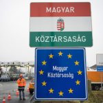 В МЗС України закликали українців не їздити до Угорщини: що відбувається