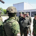 Лукашенко відмовився “втягуватися” у війну проти України і готовий їхати до Києва