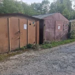 Територію ДЮСШ продовжують звільняти від самовільних гаражних конструкцій