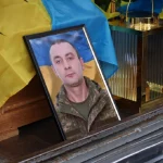 Борислав зустрів домовину з тілом Воїна Василя Хомина