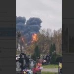 Винищувач Су-30СМ упав біля могил під час похорону окупанта (Відео)